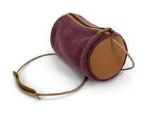 Load image into Gallery viewer, Natural Barrel Bag - Plum
