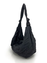 Load image into Gallery viewer, Pleated Hammock Bag - Black
