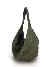 Load image into Gallery viewer, Pleated Hammock Bag - Green
